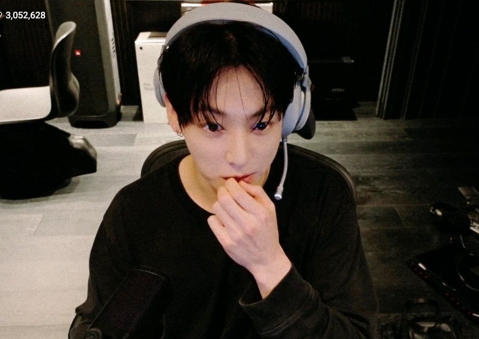 [잡담] 정국 라방 얼굴보ㅑ,,,, | 인스티즈