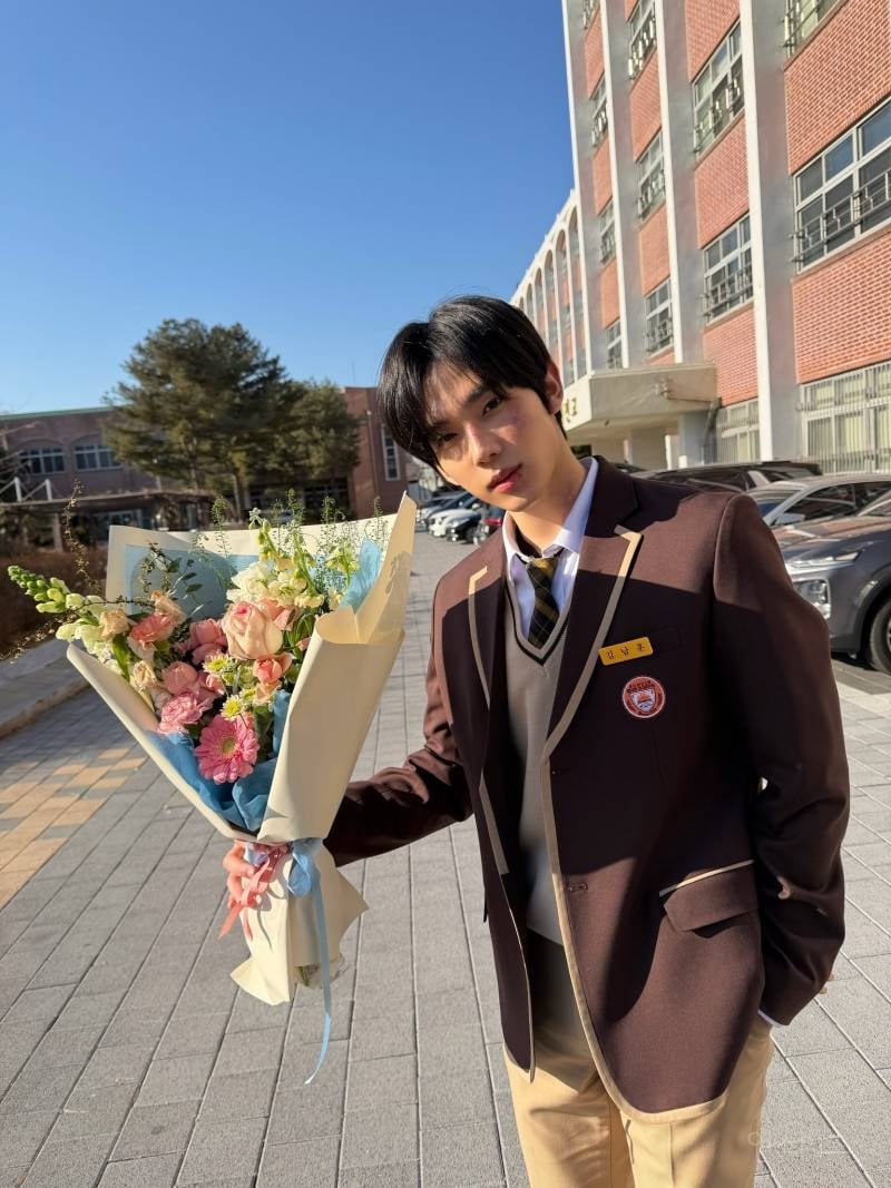 김부장 배구부 훈남에서 청량돌로 돌아온 아이돌.jpg | 인스티즈