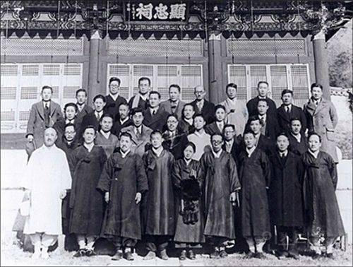 남편과 동생이 모두 독립운동가들이었던 한 친일파의 이야기 | 인스티즈