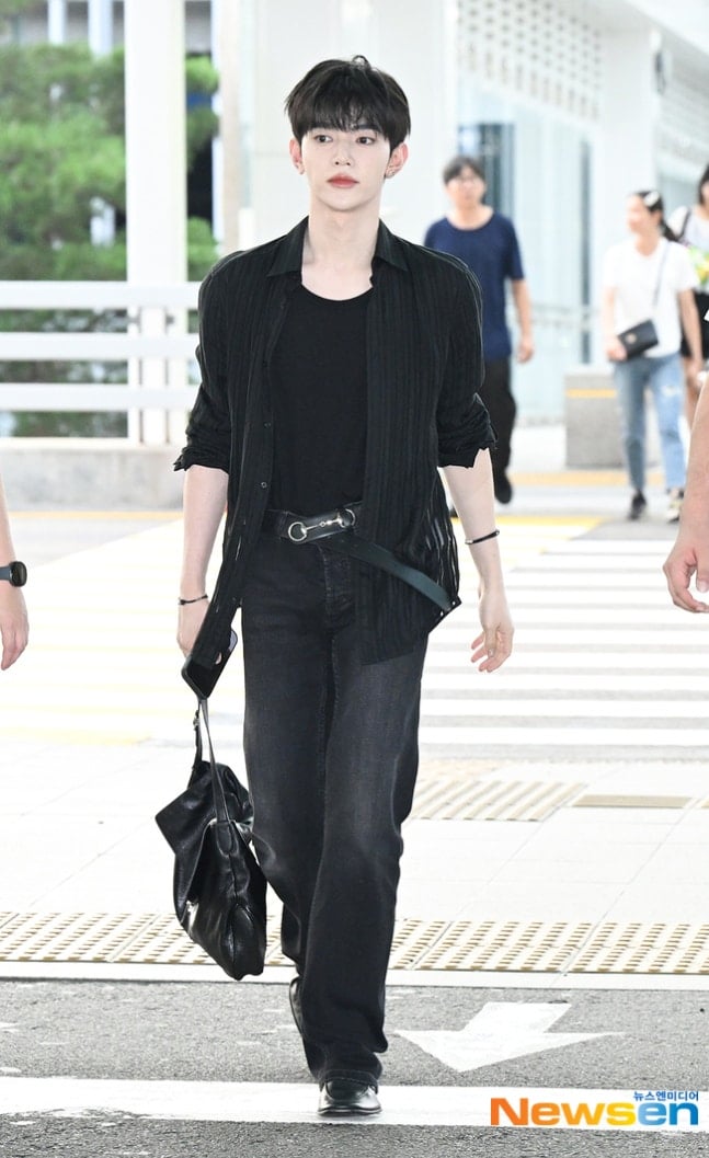 [잡담] 장하오 출국 기사사진이 뭐 이렇게 생겼지 | 인스티즈