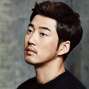 아티스트 프로필 사진 이미지