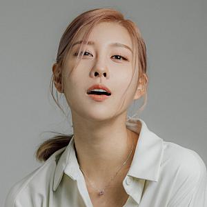 아티스트 프로필 사진 이미지