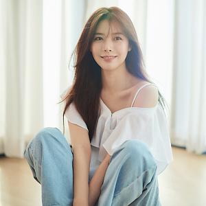 아티스트 프로필 사진 이미지