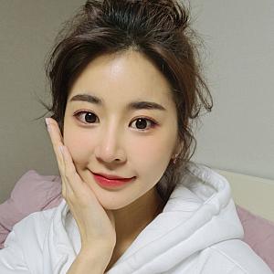 아티스트 프로필 사진 이미지