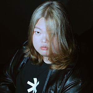 아티스트 프로필 사진 이미지