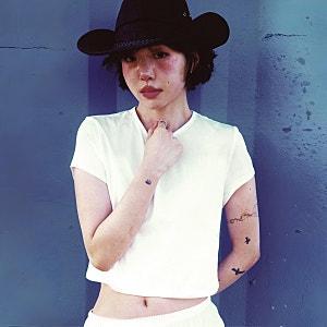 아티스트 프로필 사진 이미지