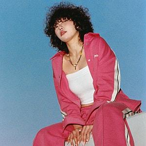 아티스트 프로필 사진 이미지