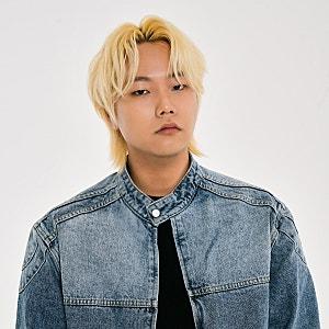 아티스트 프로필 사진 이미지