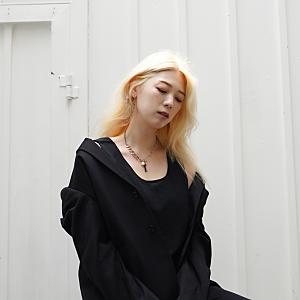 아티스트 프로필 사진 이미지