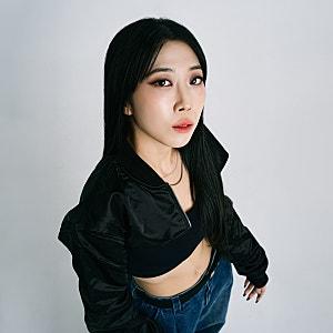 아티스트 프로필 사진 이미지