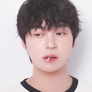 아티스트 프로필 사진 이미지