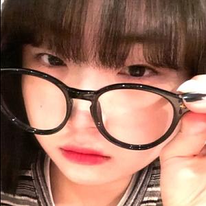 아티스트 프로필 사진 이미지