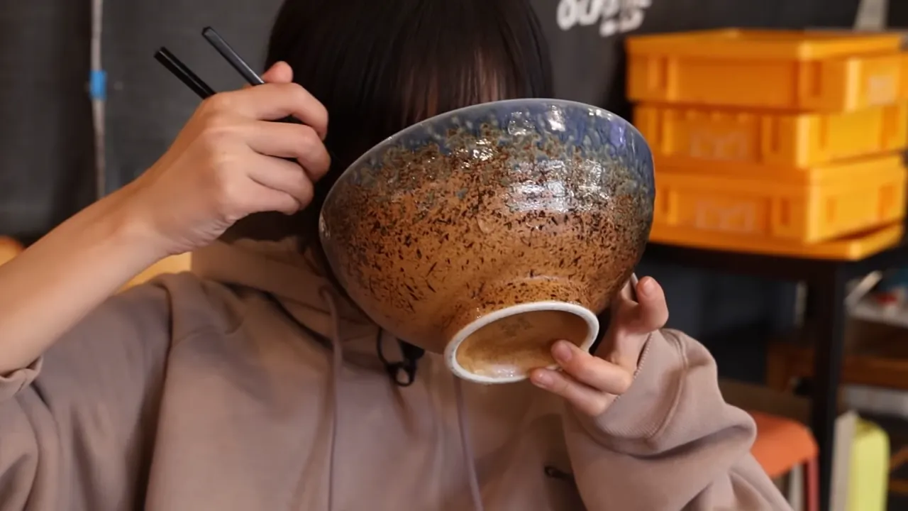 우동집에서 전메뉴 해치운 쯔양 | 인스티즈