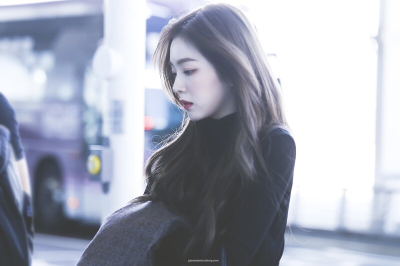 3세대 걸그룹 확신의 비주얼 멤버였던 아이린 | 인스티즈