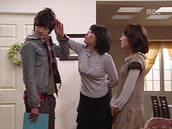 [거침없이하이킥] 나이따윈 상관 없는 윤호.jpg | 인스티즈