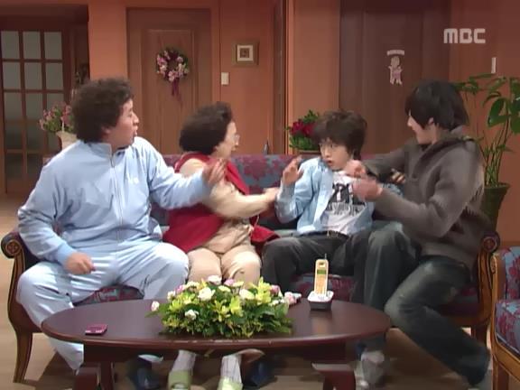 [거침없이하이킥] 멍청해서 지 돈도 못찾는 윤호 ㅋㅋㅋㅋㅋㅋㅋ.jpg | 인스티즈