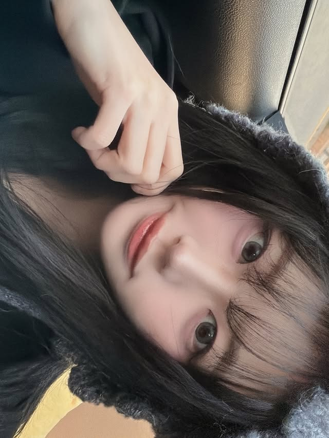 여돌들 중에서도 이쁜축에 속한다고 보는 QWER쵸단 | 인스티즈