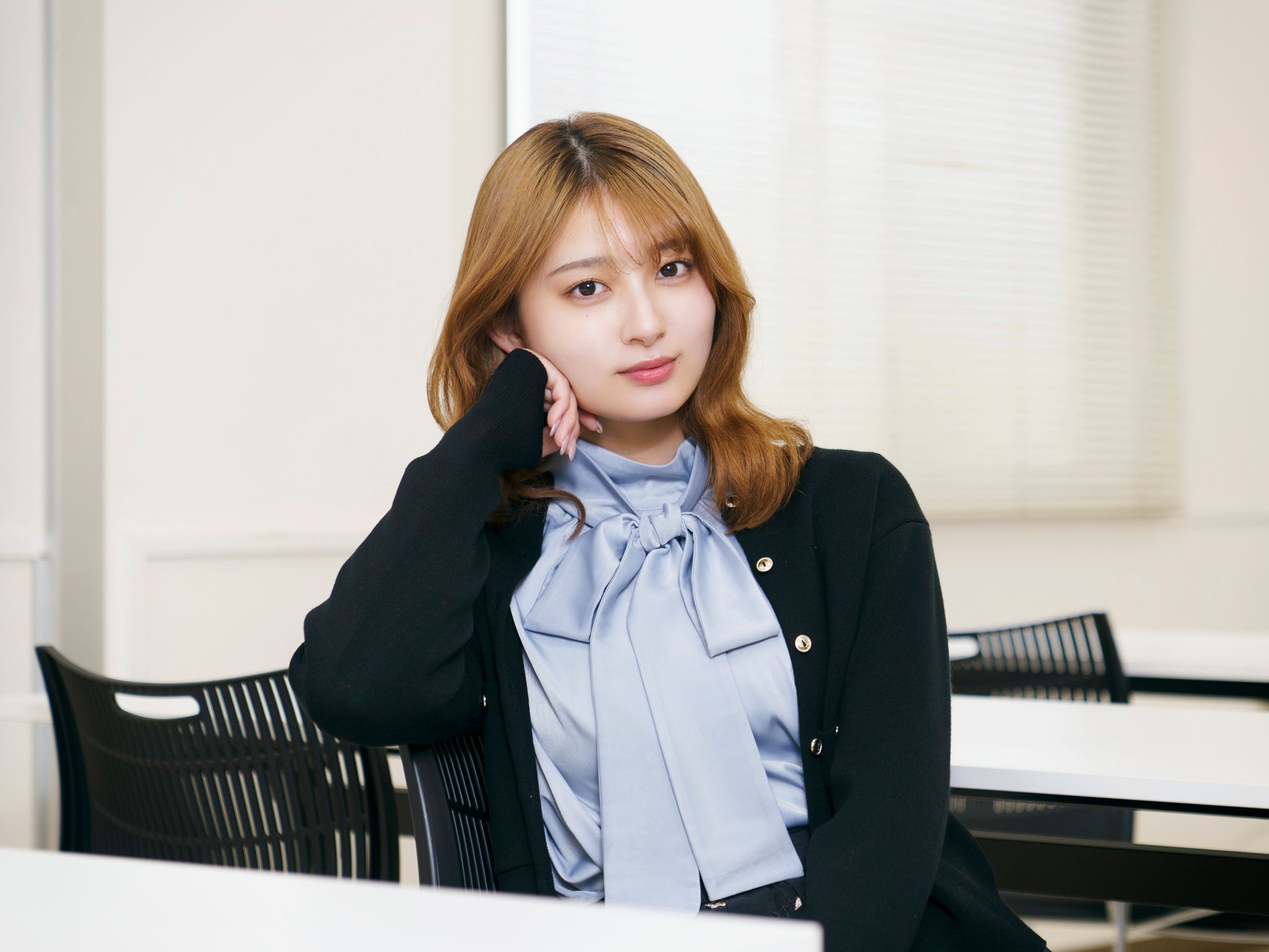 고딩때 연예계 은퇴했는데 캐스팅 당해서 다시 재데뷔한 일본 여배우 | 인스티즈