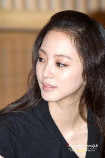 음영섀도우 열풍 일으킨 여자연예인 2명.jpg | 인스티즈