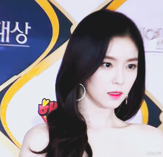 너무 이뻐서 실검에 떴던 연말 아이린.jpgif | 인스티즈