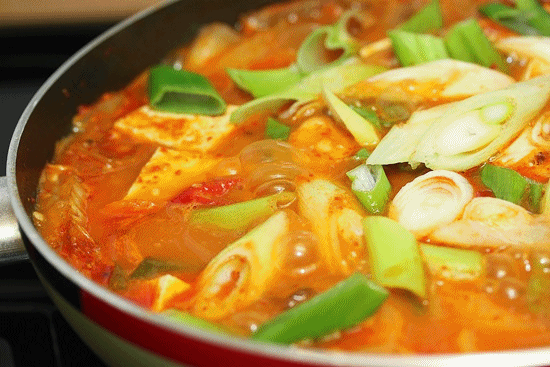 아침점심저녁야식 돼지고기 김치찌개 움짤 gif | 인스티즈