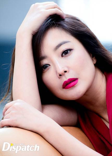 디스패치가 찍은 김희선 최근ㄷㄷㄷㄷ | 인스티즈