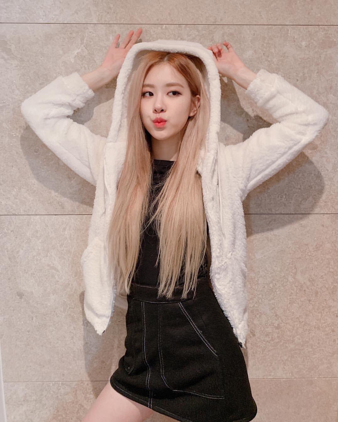 6년 넘게 탈색모 유지중인 블랙핑크 로제.jpg | 인스티즈