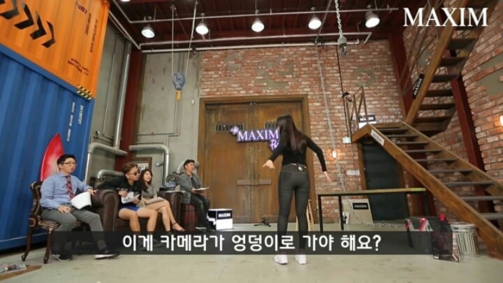 남자들이 좋아하는 고양이 자세.jpgif | 인스티즈