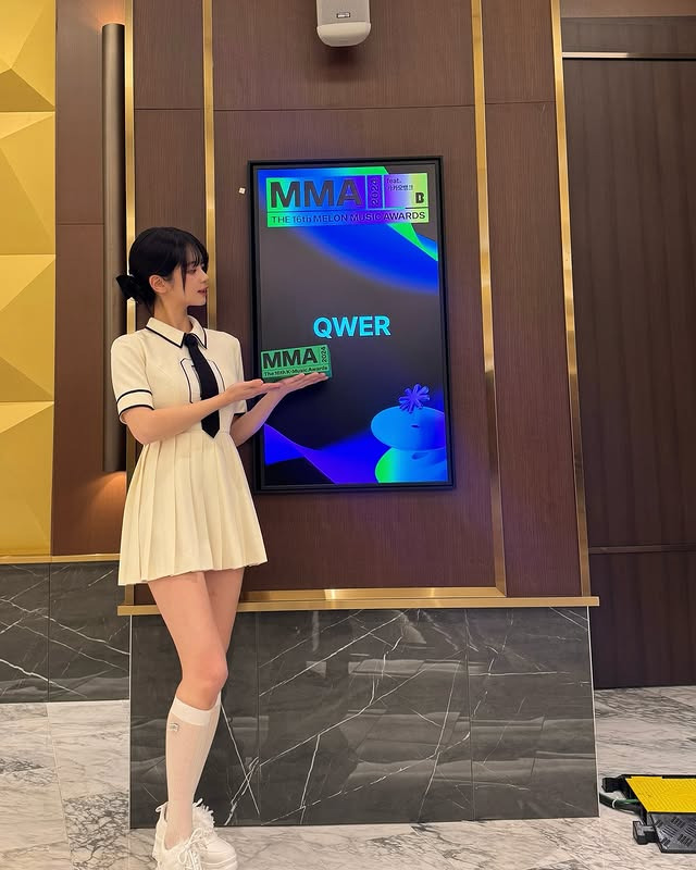 여돌들 중에서도 이쁜축에 속한다고 보는 QWER쵸단 | 인스티즈