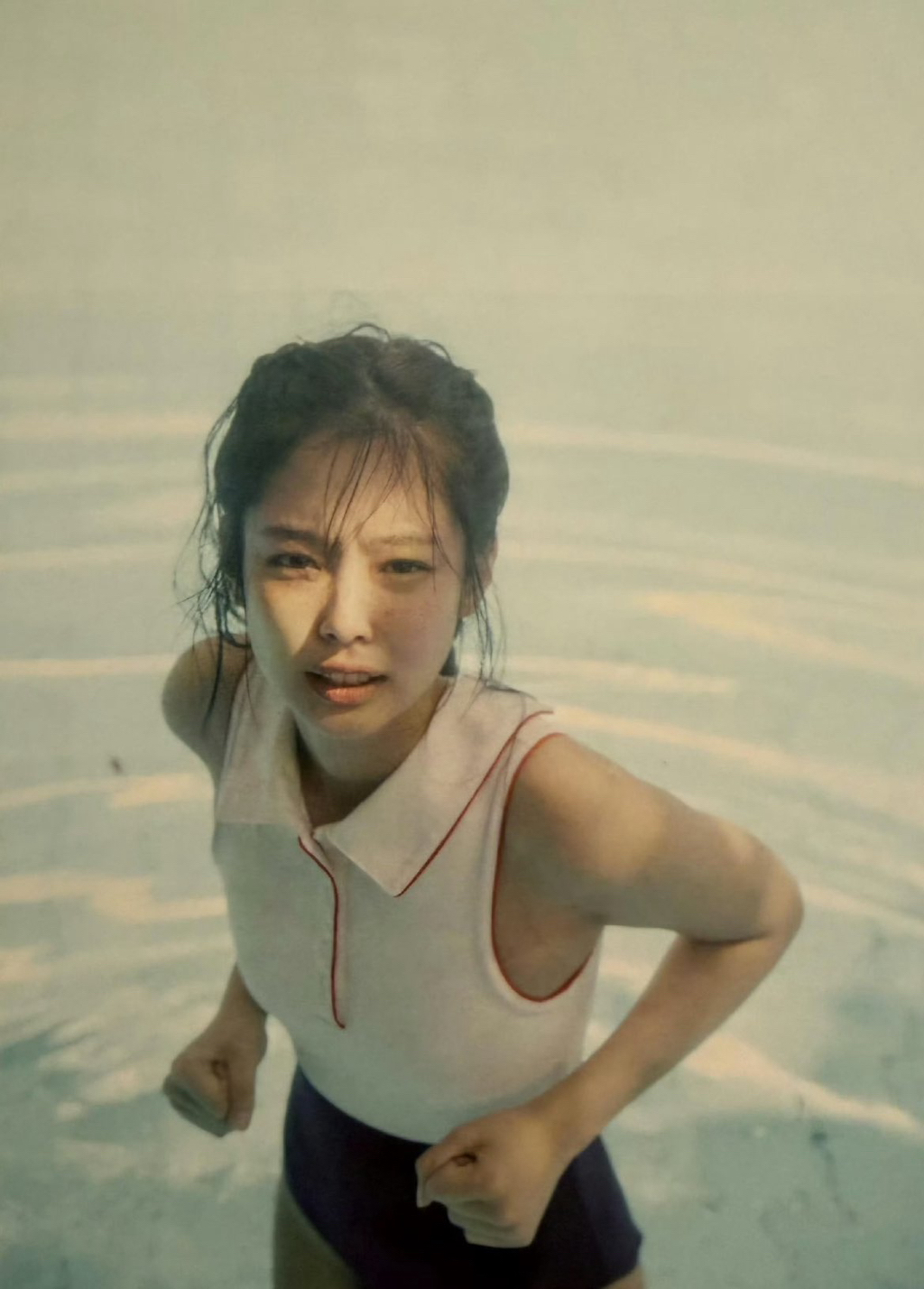 제니가 25살 시절로 사진전 연 이유.jpg | 인스티즈