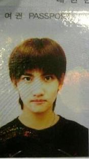굴욕없는 연예인들 여권 증명사진.jpg | 인스티즈