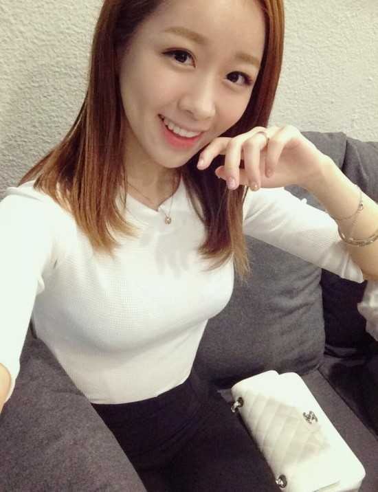 가슴이 커보이는 여성 옷소재 | 인스티즈