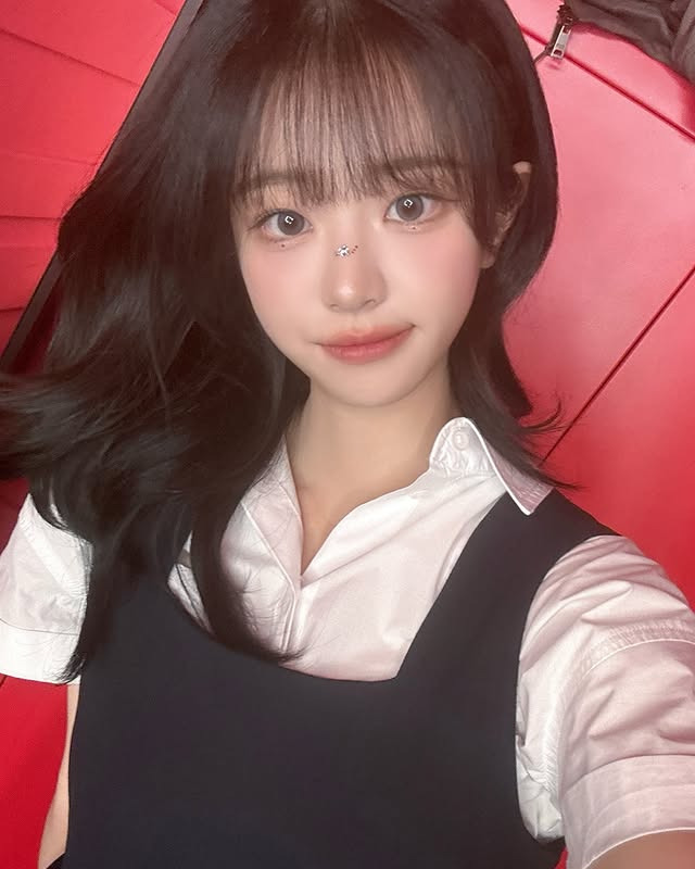 여돌들 중에서도 이쁜축에 속한다고 보는 QWER쵸단 | 인스티즈