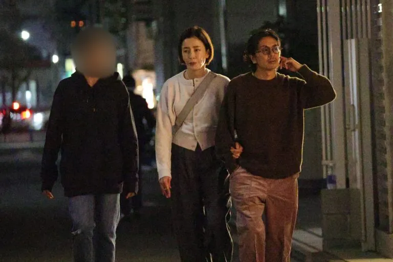 약혼 두 달만에 파혼하고 불륜설까지 나돌아서 거식증 걸리고 활동중단 했던 일본 인기 여배우 | 인스티즈