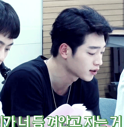 서강준은 눈이 캐리했다vs입술 포함 하관이 캐리했다 하나만 골라보는 달글 | 인스티즈