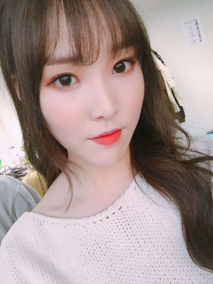 종교 있는 아이돌 멤버 모음...jpg (은근히 의외있음) | 인스티즈