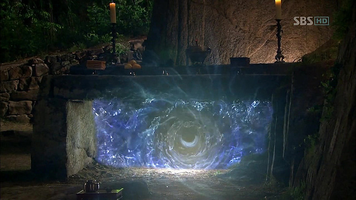 드디어 넷플에 올라온 레전드 타임슬립물 드라마 신의 | 인스티즈