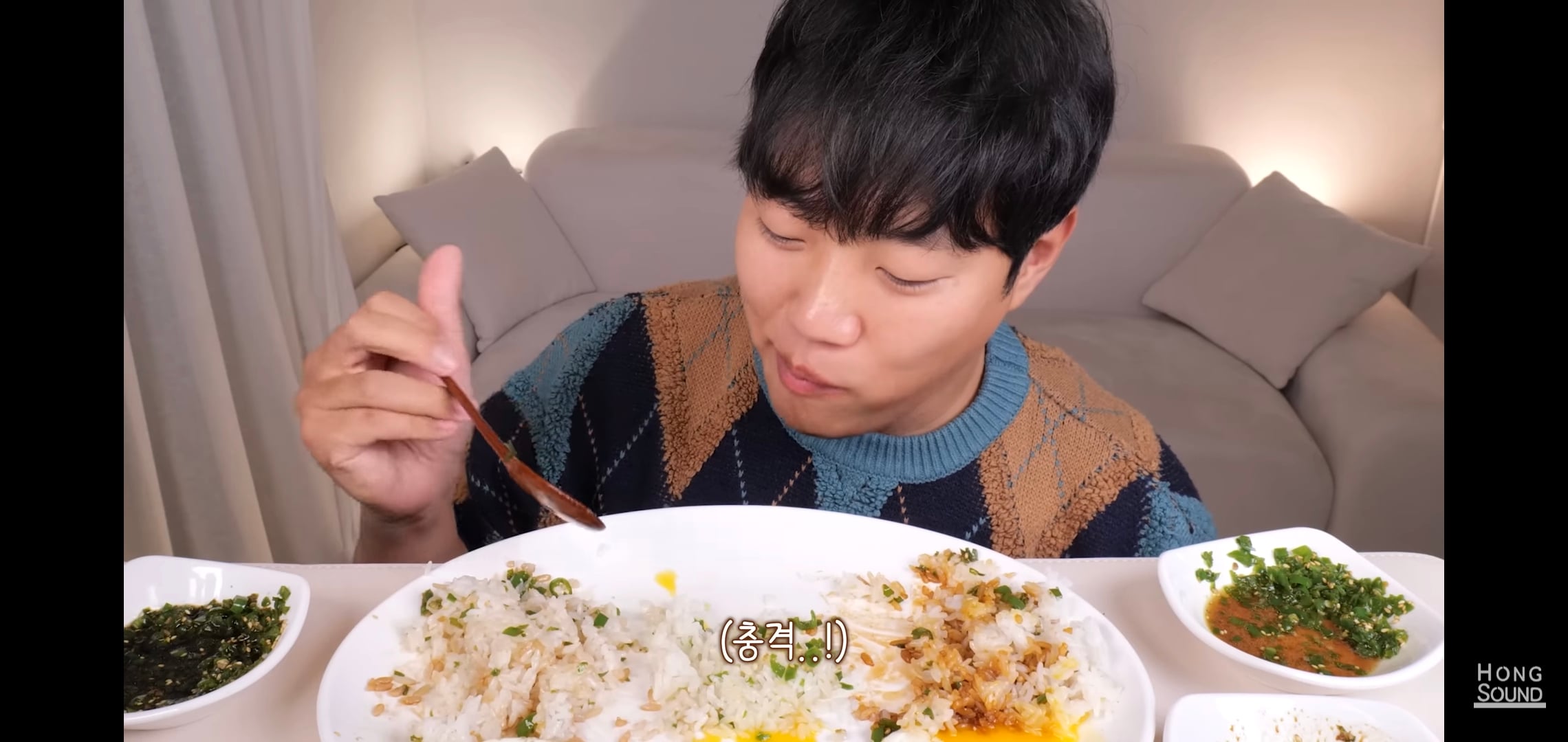 논란의 선재스님 11만원짜리 간장 먹어보고 충격받은 유튜버 반응.jpg | 인스티즈