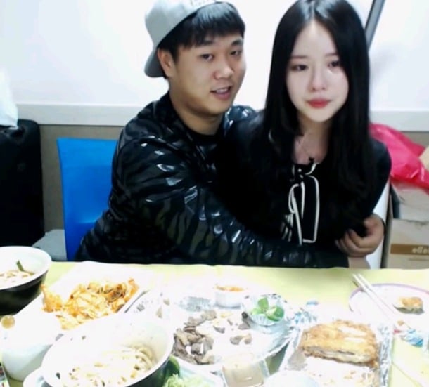 아프리카tv 인기비제이커플부부 유튜브 인기 유투버 커플부부 사진모음 | 인스티즈