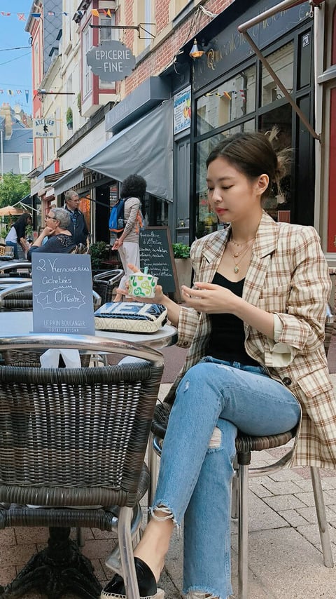 블랙핑크 제니 여친짤 배경화면.jpg | 인스티즈