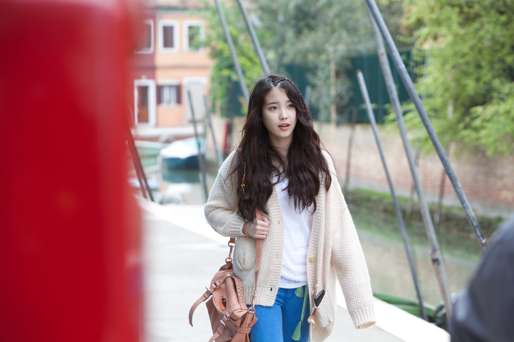 아이유 고화질 배경화면 모음 (데이터 테러 주의) | 인스티즈