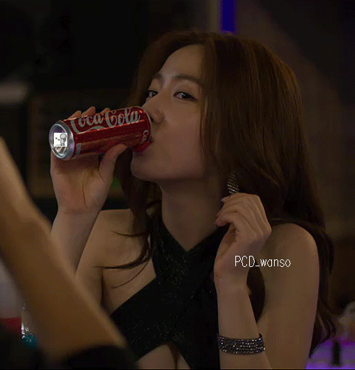 류화영 겨드랑이+글래머+뒷목선+머리묶기 4콤보...JPGIF | 인스티즈
