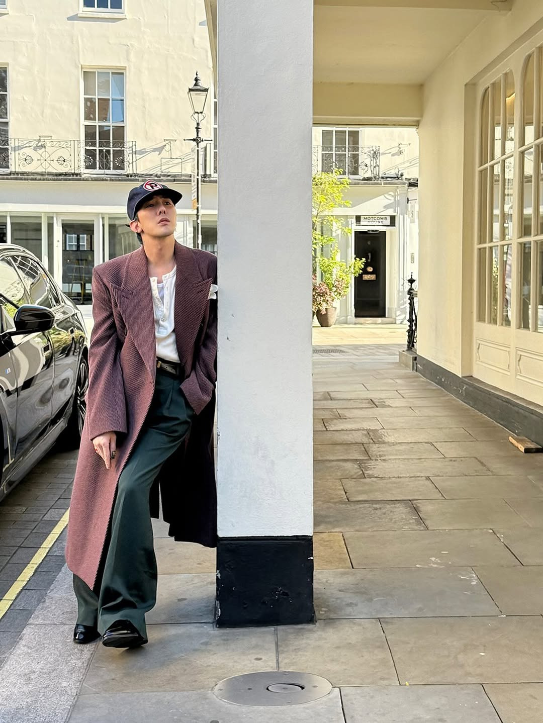 다시 예전처럼 다양하게 스타일링해서 입기 시작해 팬들한테 반응좋은 지드래곤 사복 근황.jpg | 인스티즈