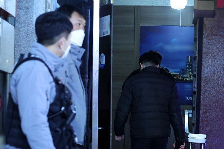 창원 모텔서 20대男, 중학생 3명 찌르고 투신…3명 사망·1명 중상[종합] | 인스티즈