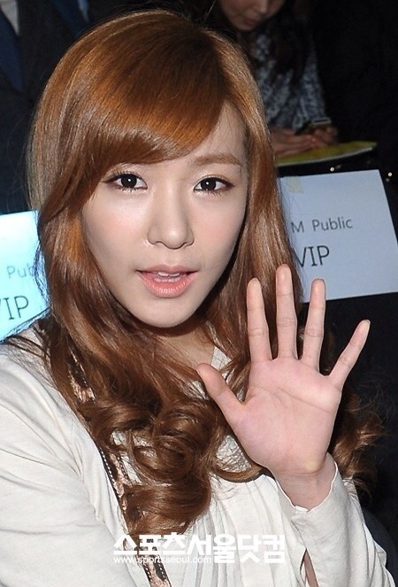 쿨톤인 사람에게 웜톤을 끼얹으면 생기는 일.jpg | 인스티즈