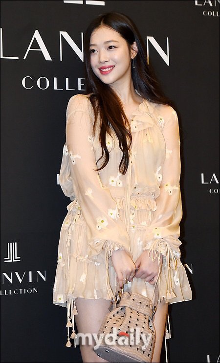 피부 하얀 여성의 매력 | 인스티즈