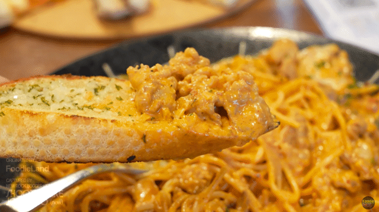 하루 400그릇 팔린다는 파스타.gif | 인스티즈