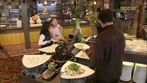 [지붕킥] 뷔페에 간 신애 | 인스티즈