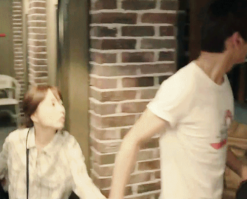 체구(덩치)가 정말 작은걸로 유명한 여자연예인 TOP3 (남자랑 키차이 체격차이...) | 인스티즈