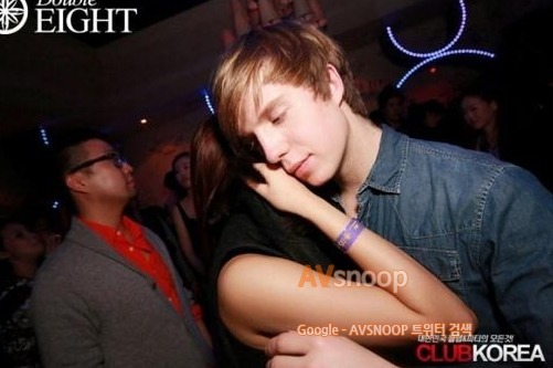 비정상회담 줄리안 과거 | 인스티즈